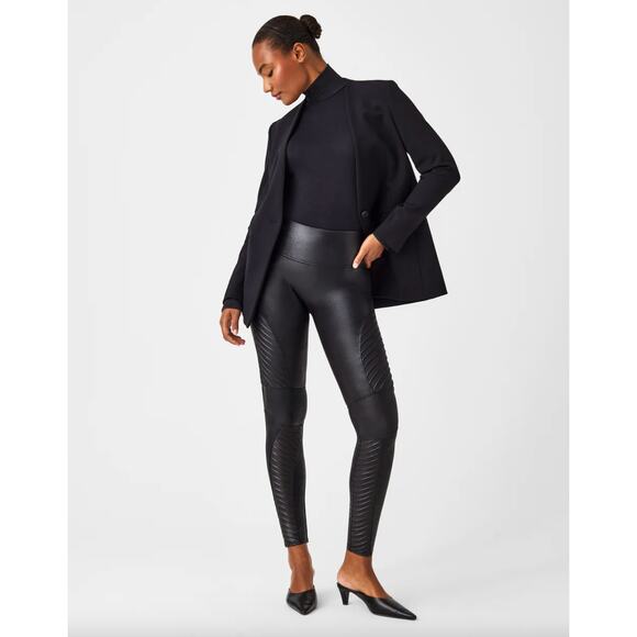 Spanx Women's Black Moto Faux Leather Liquid Leggings Size Large Vegan Staple - Picture 10 of 10